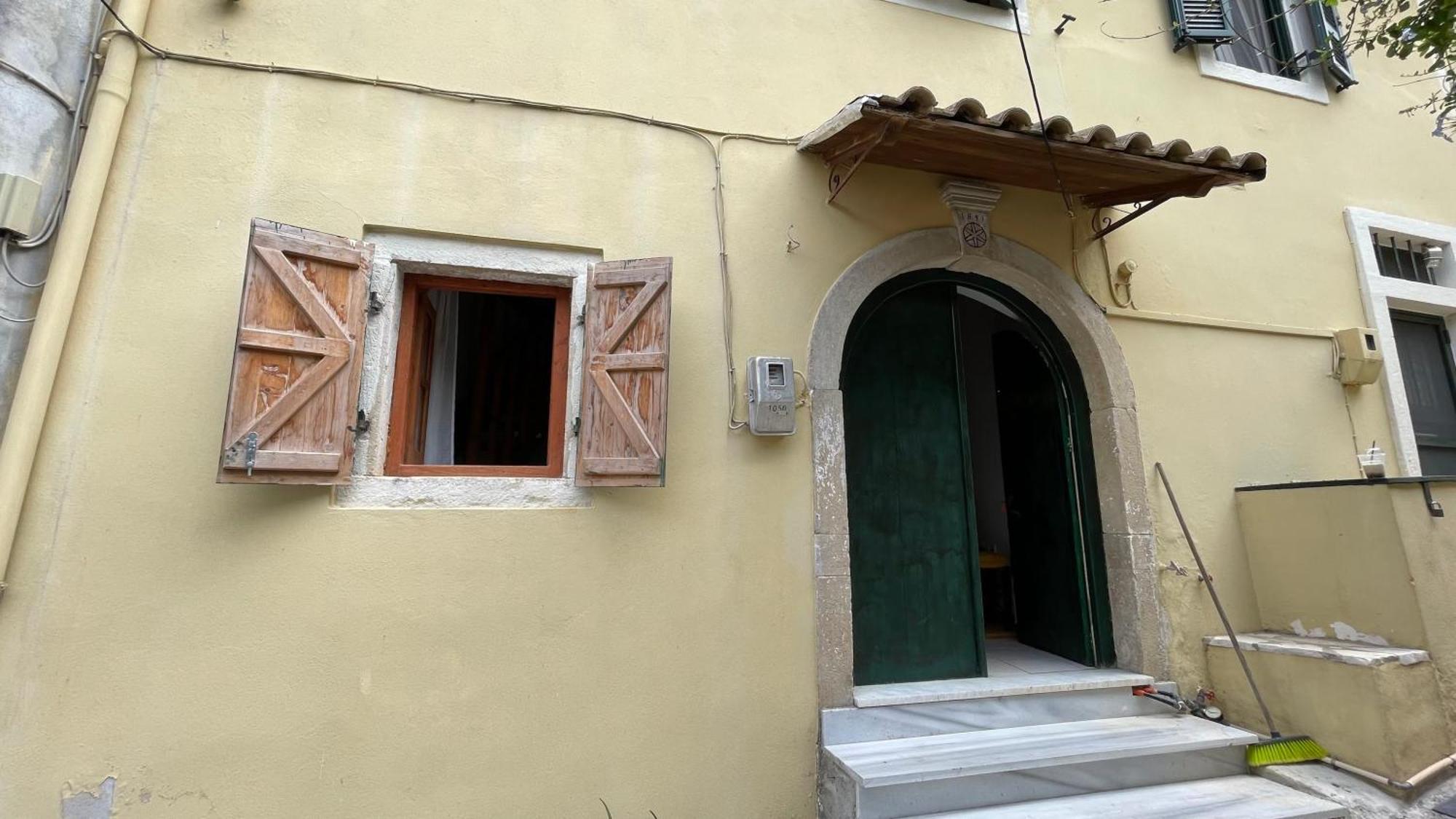 Casă la țară Country Traditional House In Corfu Village, Greece Sinarádes